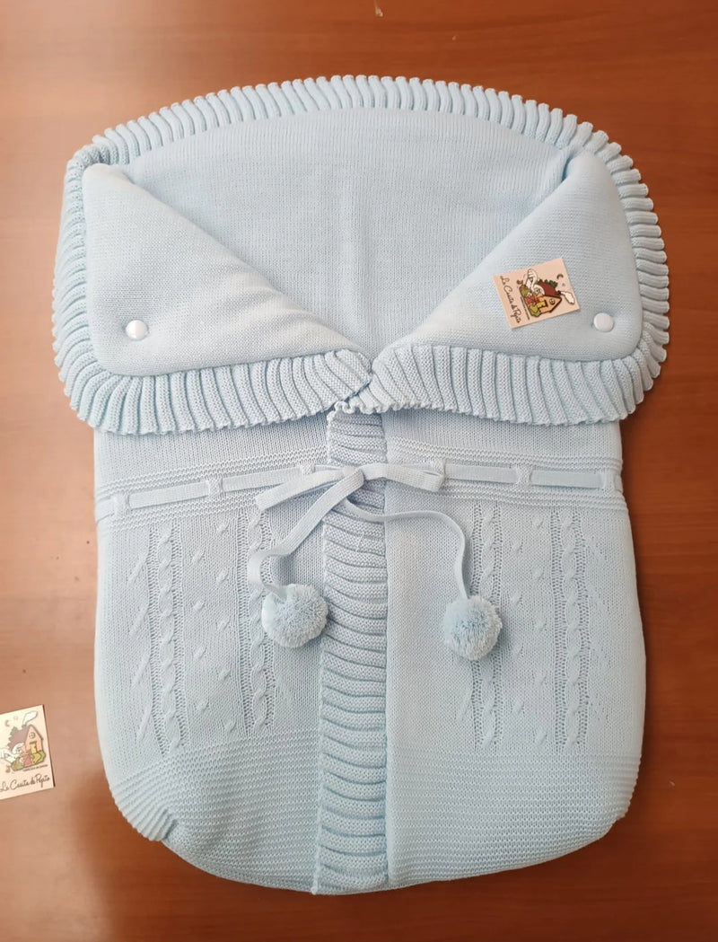 Pom Pom Detail Baby Nest